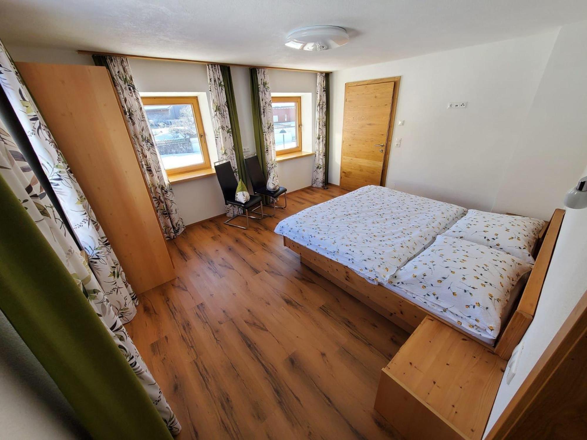 Rosa'S Ferienhaus Ferienwohnung Rote Flueh Grän Exterior foto